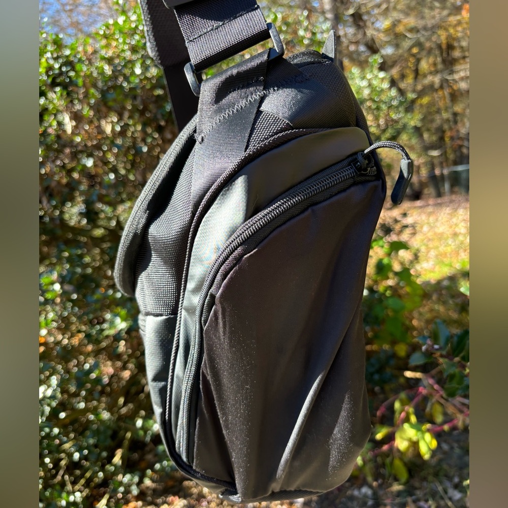 Catalyst Solar Messenger Bag. - Picture 11 of 17